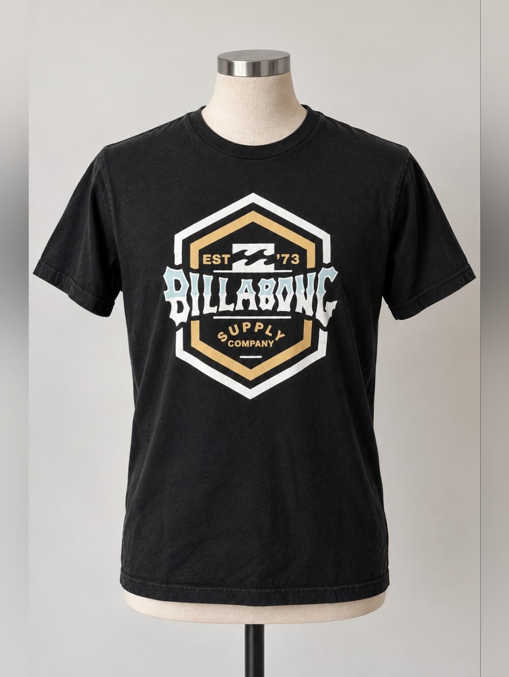 BILLABONG BLACK T SHIRT SIZE MEDIUM